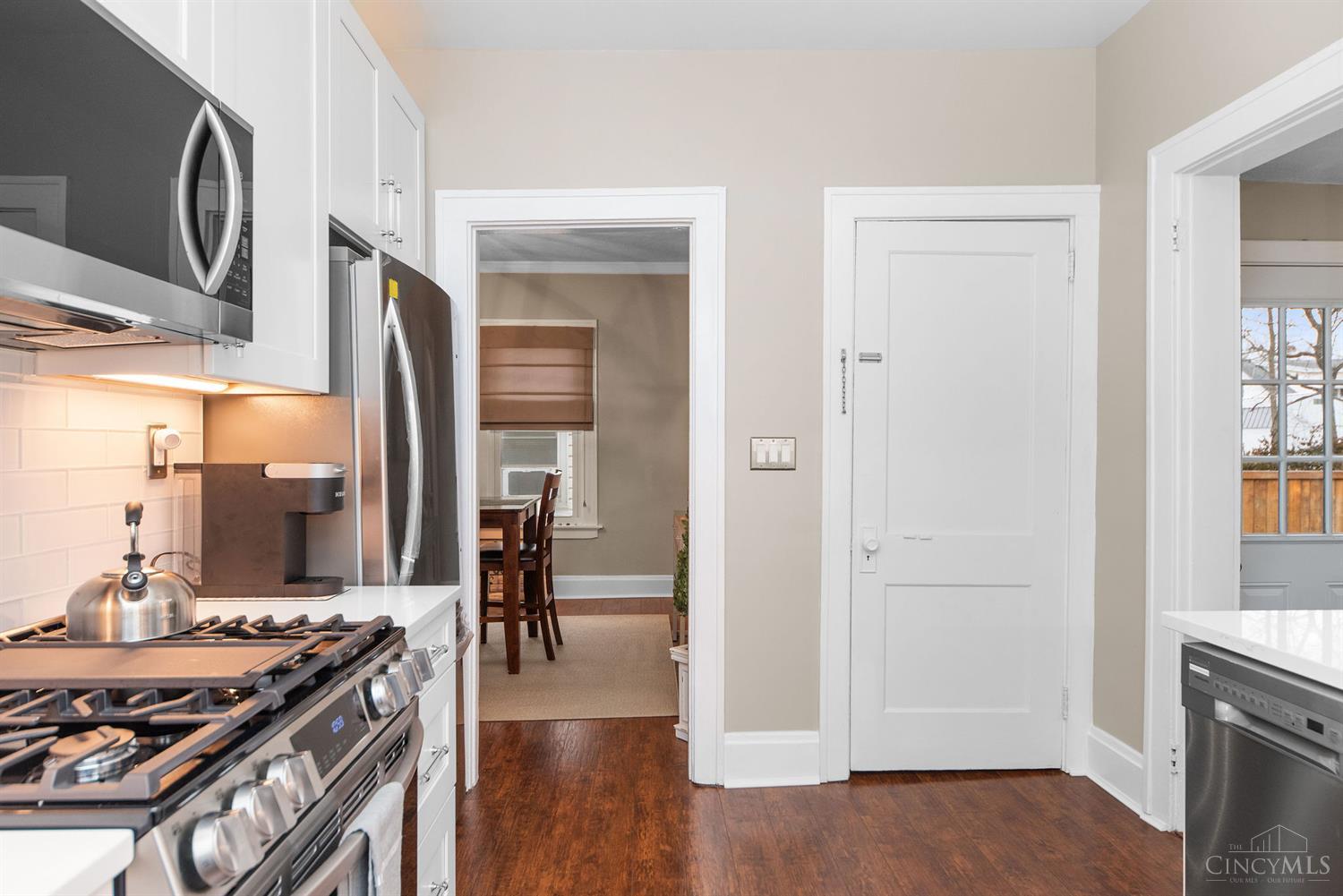 6814 Roe Street Cincinnati, OH 45227 - Photo 10 of 45 Gallery Image 10