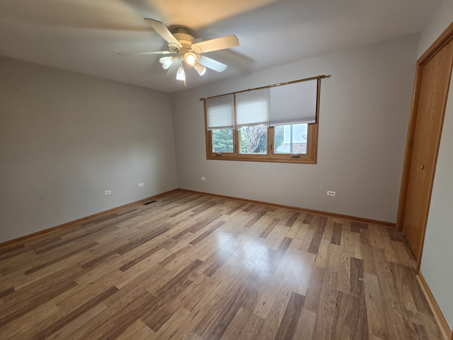 8112 Rutherford Drive Woodridge, IL 60517 - Photo 20 of 30