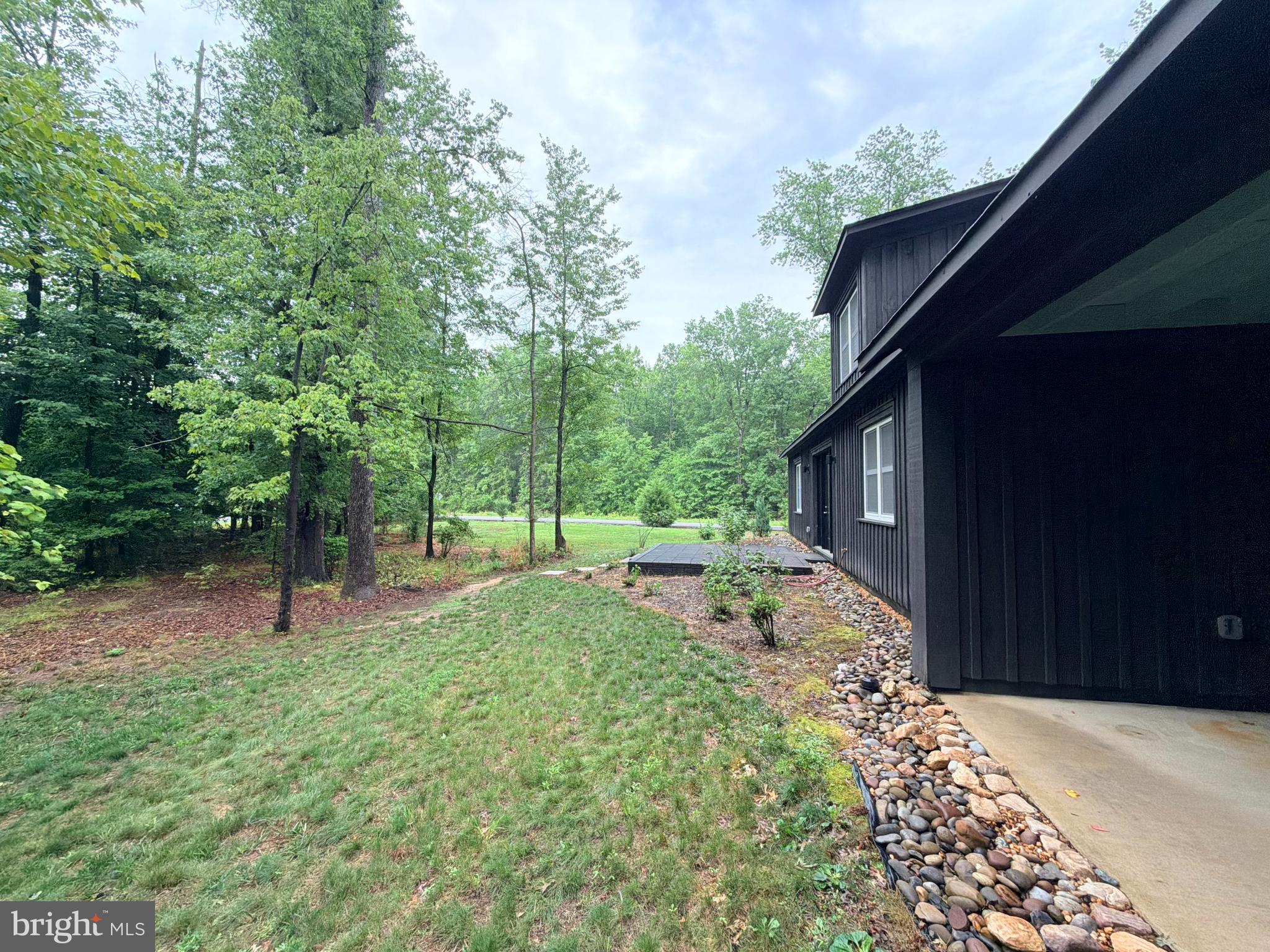 4 Robin Road Stafford, VA 22554 - Photo 7 of 32 Backyard