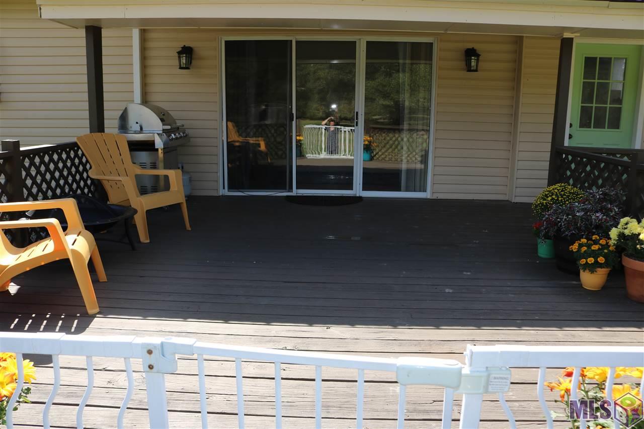 8901 Arnold Road Denham Springs, LA 70726 - Photo 17 of 23 Back Patio