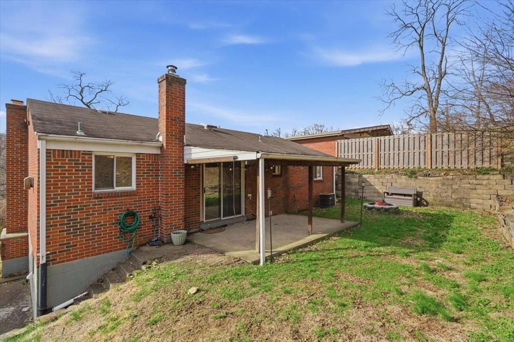 505 Pointview Road Pittsburgh, PA 15227 - Photo 26 of 39