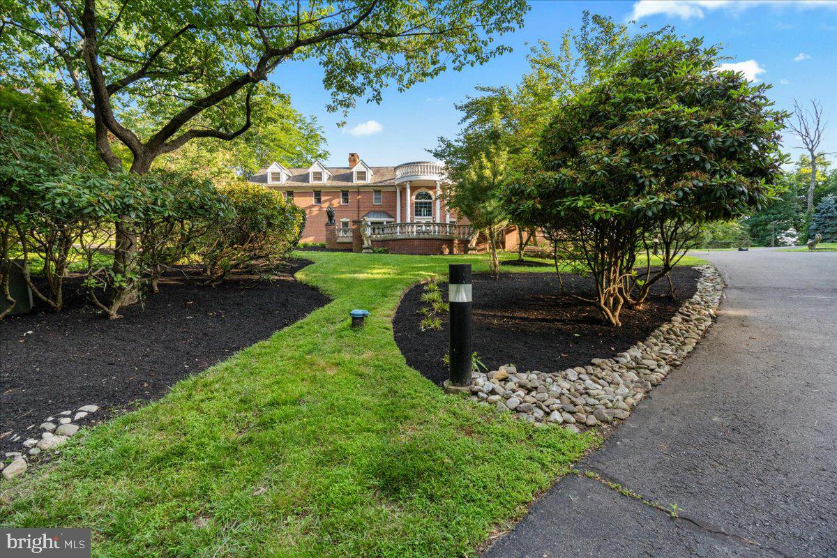 6154 Stoney Hill Road New Hope, PA 18938 - Photo 4 of 36