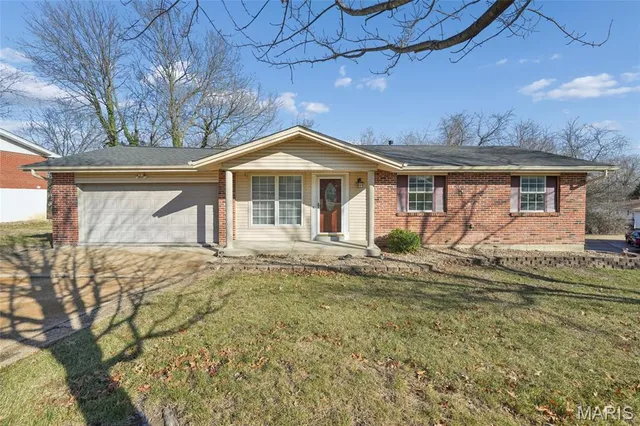 $265,000 | 1438 Twin Oaks Drive, Arnold, MO 63010