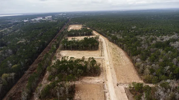 $2,900,000 | 6881 Highway 61, Hankamer, TX 77560