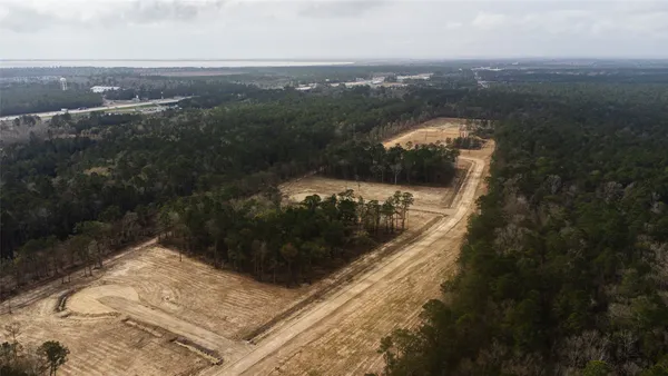 $2,900,000 | 6881 Highway 61, Hankamer, TX 77560