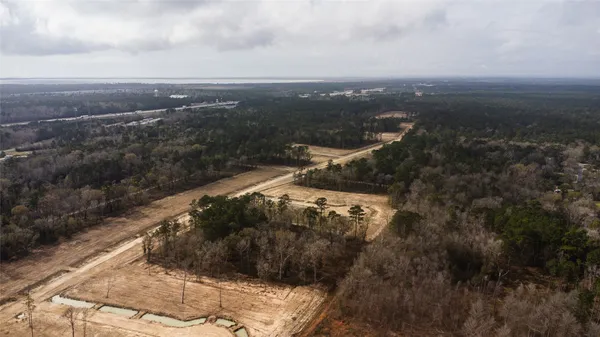 $2,900,000 | 6881 Highway 61, Hankamer, TX 77560