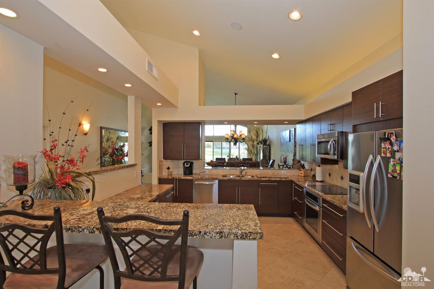 326 Red River Road Palm Desert, CA 92211 - Photo 20 of 54 a large kitchen with lots of counter space