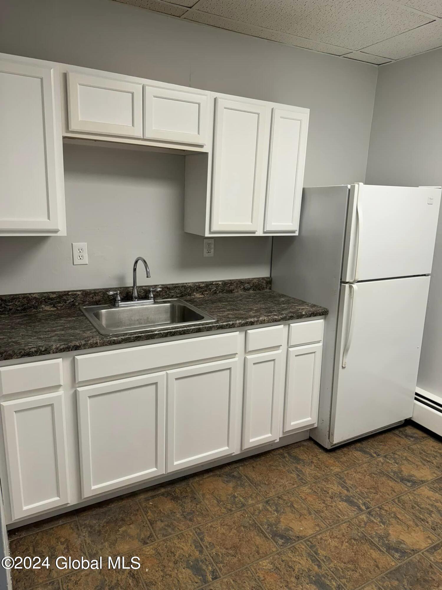 18 Devlin Street Cohoes, NY 12047 - Photo 2 of 28 2