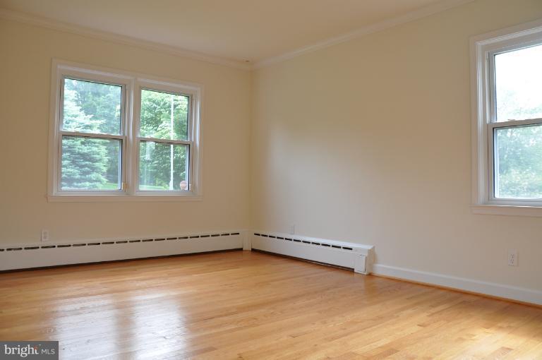 4221 Manorview Road Glen Arm, MD 21057 - Photo 11 of 17 Bedroom (Master)