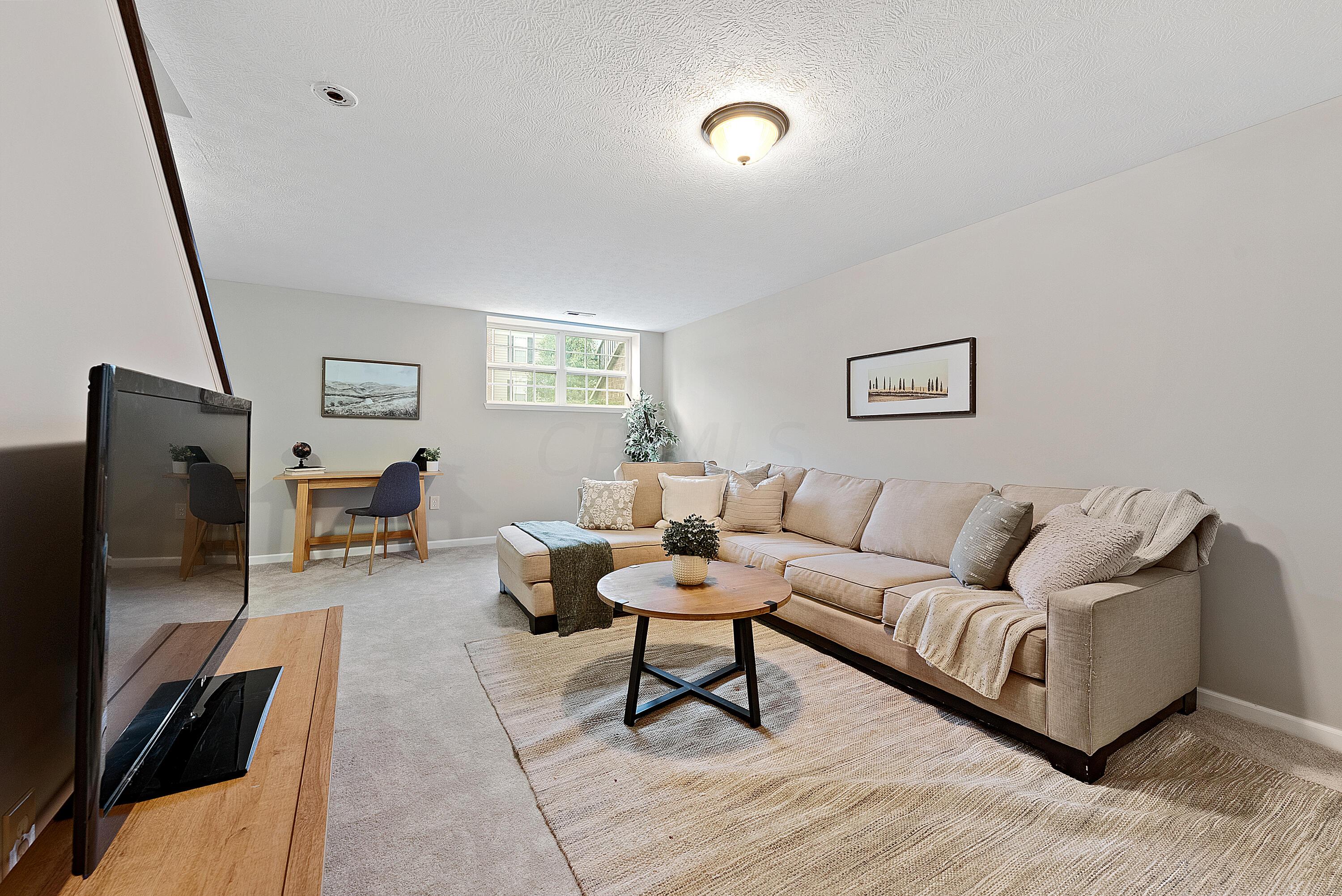6261 Needletail Road, Unit 32626 Columbus, OH 43230 - Photo 18 of 25 DSC06040