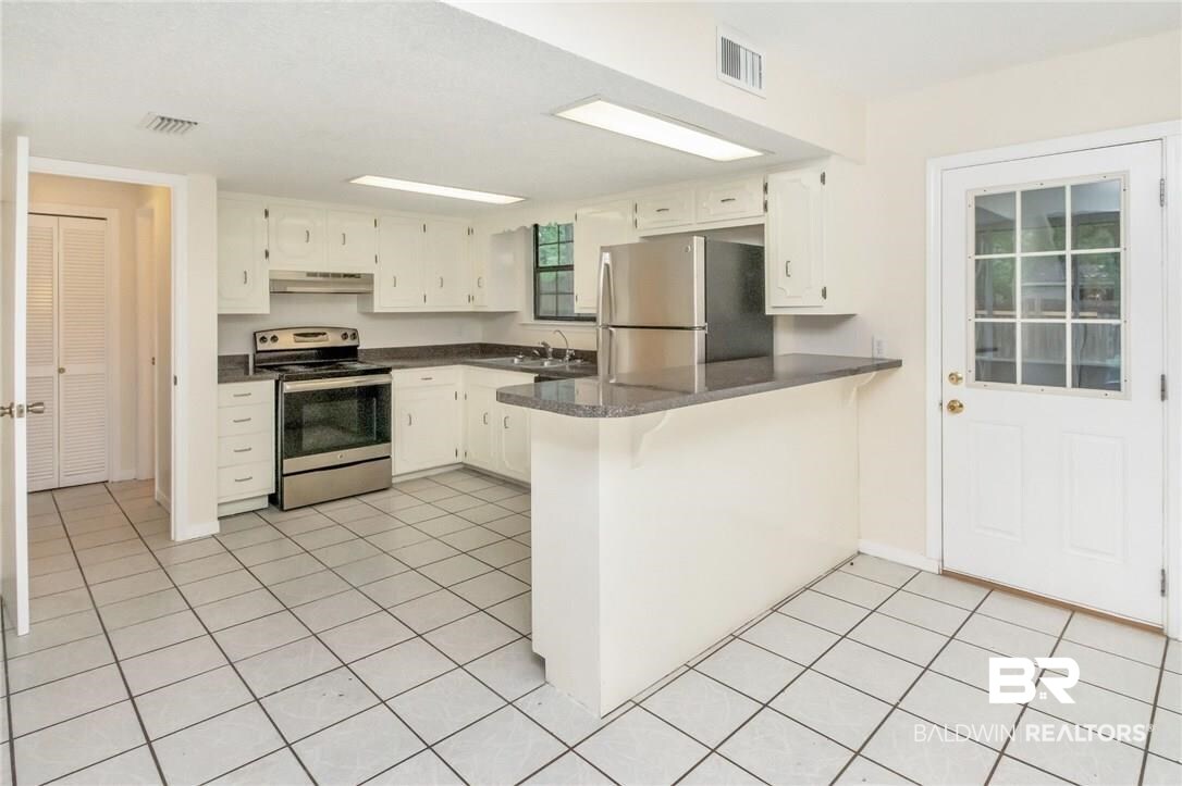 861 Wildwood Avenue Mobile, AL 36609 - Photo 16 of 36