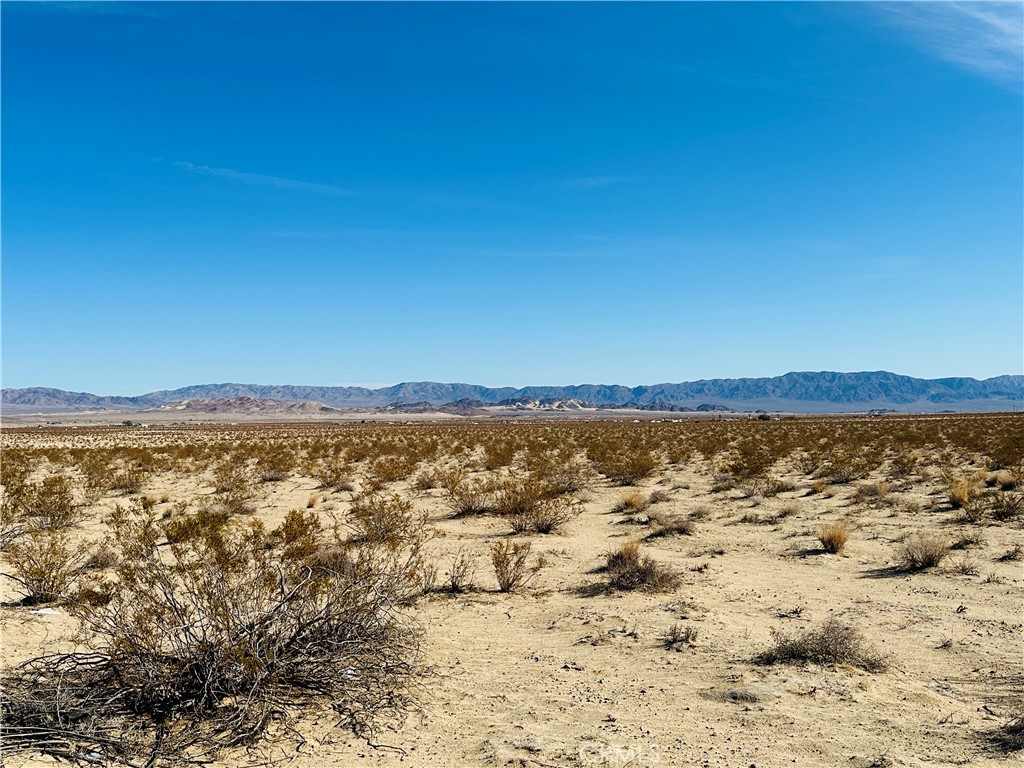 1 Charlotte Road Twentynine Palms, CA 92277 - Photo 2 of 5 a view of lake view and mountain