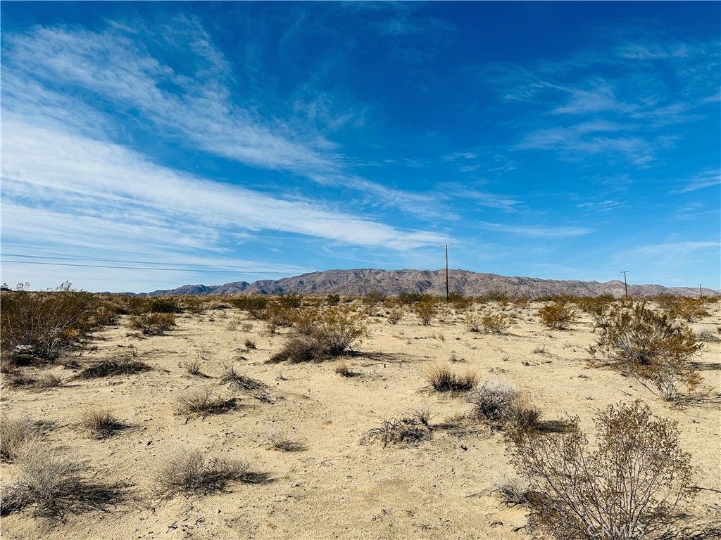 1 Charlotte Road Twentynine Palms, CA 92277 - Photo 3 of 5