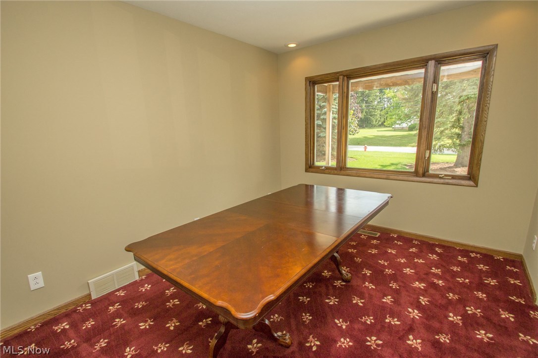 18345 Hunt Road Strongsville, OH 44136 - Photo 5 of 35 Gallery Image 5