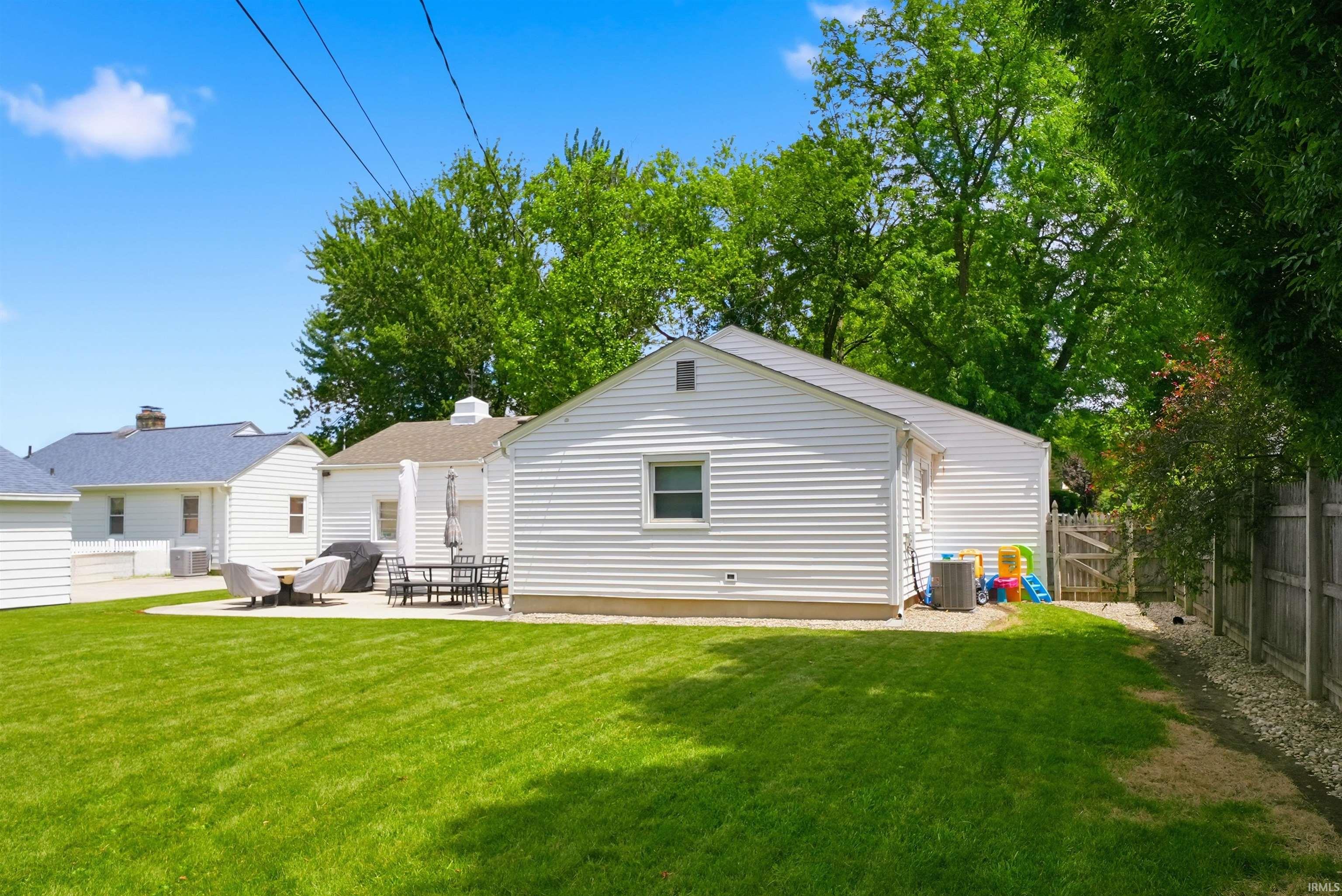 2110 Springfield Avenue Fort Wayne, IN 46805 - Photo 35 of 39