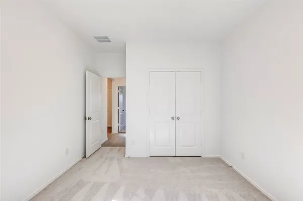$2,295 | 173 Cibolo Crk Drive, Bastrop, TX 78602