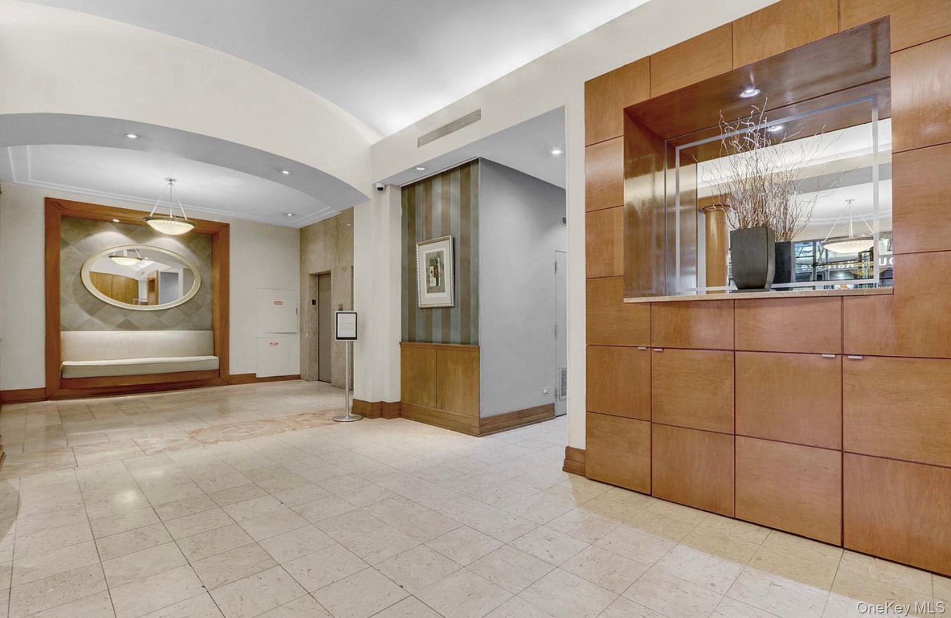 301 East 48th Street, Unit 2C Manhattan, NY 10017 - Photo 18 of 22