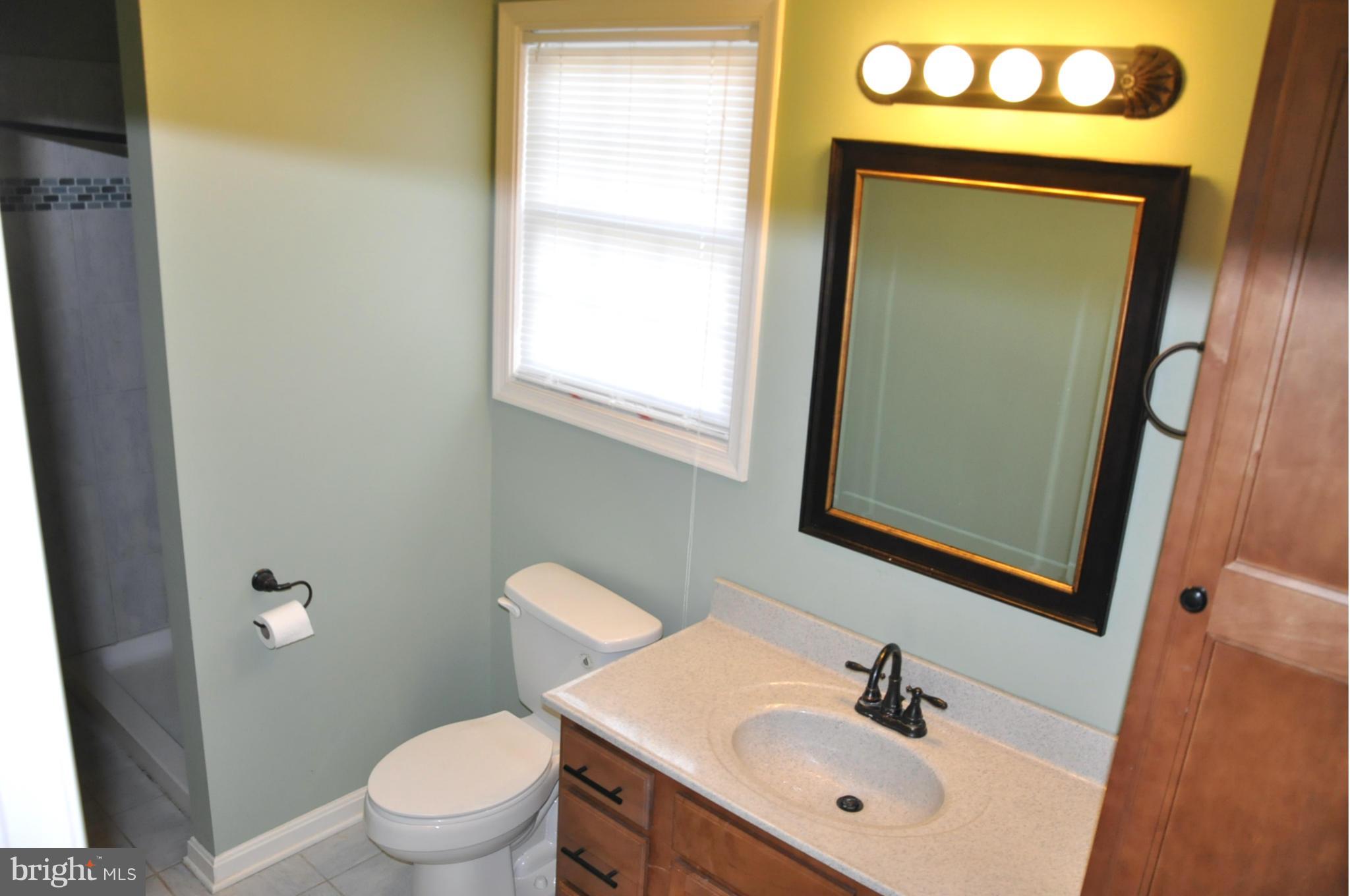 14912 April Street Accokeek, MD 20607 - Photo 8 of 14 Bath (Master)