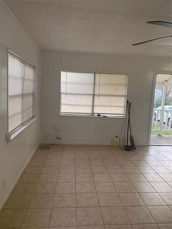 7026 Camp Street Azle, TX 76020 - Photo 6 of 9