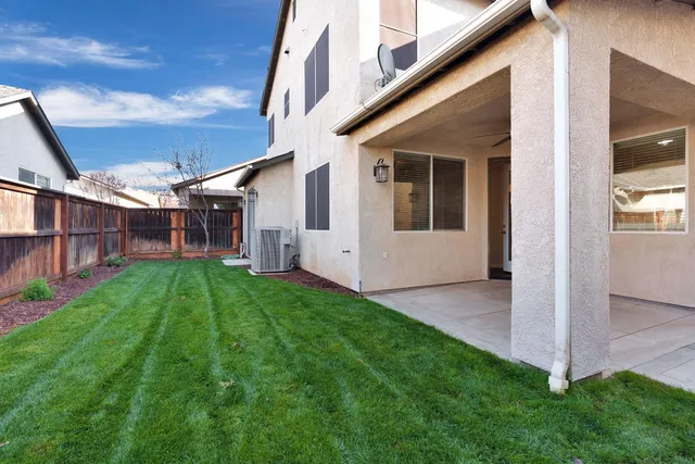 $2,500 | 5629 North Citrus Lane, Fresno, CA 93711