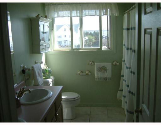 49 Foster Street Warwick, RI 02889 - Photo 6 of 8 Master Bath/Spa. Custom bath.