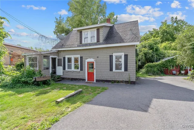 $249,000 | 518 East Brighton Avenue, Syracuse, NY 13210