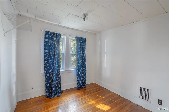 $249,000 | 518 East Brighton Avenue, Syracuse, NY 13210