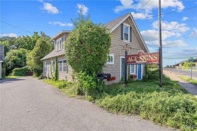 $249,000 | 518 East Brighton Avenue, Syracuse, NY 13210