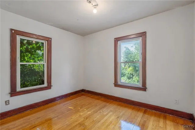 $249,000 | 518 East Brighton Avenue, Syracuse, NY 13210