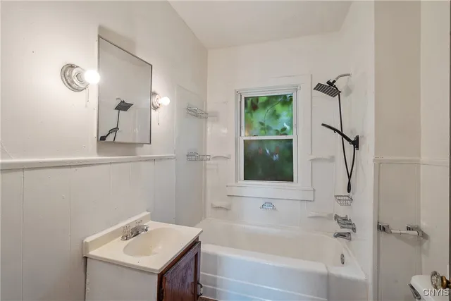 $249,000 | 518 East Brighton Avenue, Syracuse, NY 13210