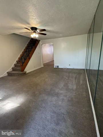 $2,100 | 181 East Walnut Park Drive, Philadelphia, PA 19120