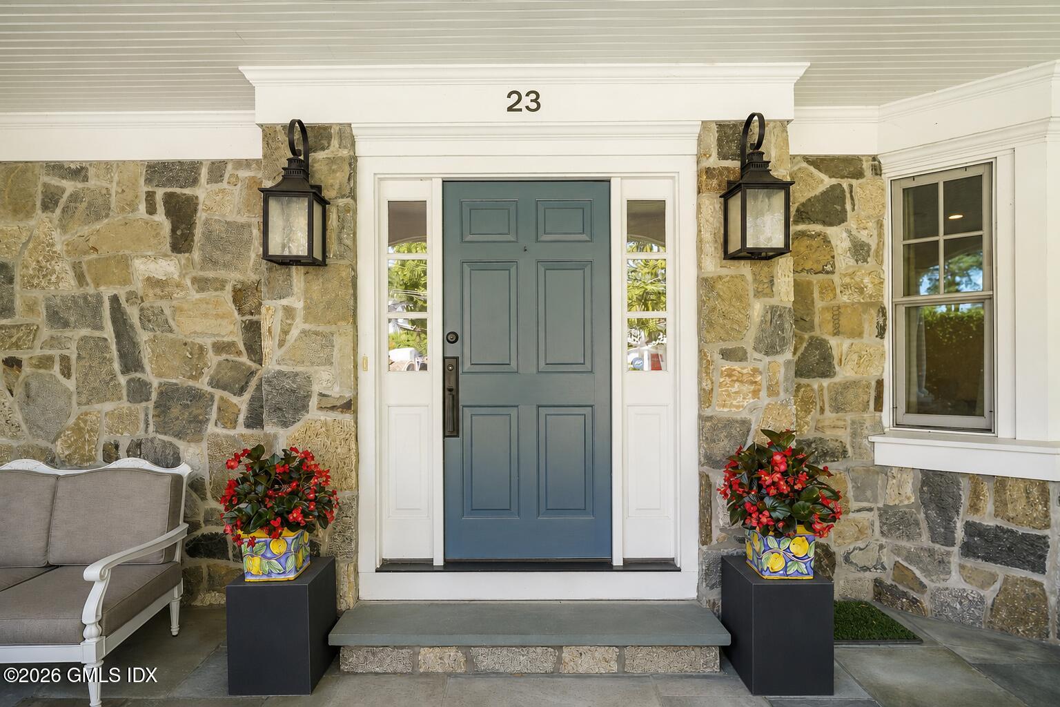 23 Riverside Lane Riverside, CT 06878 - Photo 3 of 31 Front Door