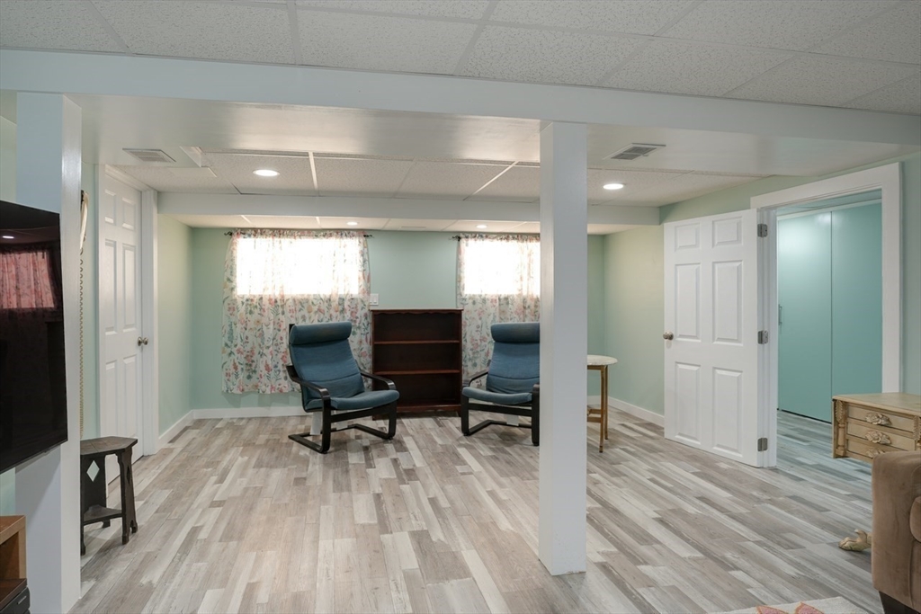 60 Davidson Road Framingham, MA 01701 - Photo 27 of 37 Gallery Image 27