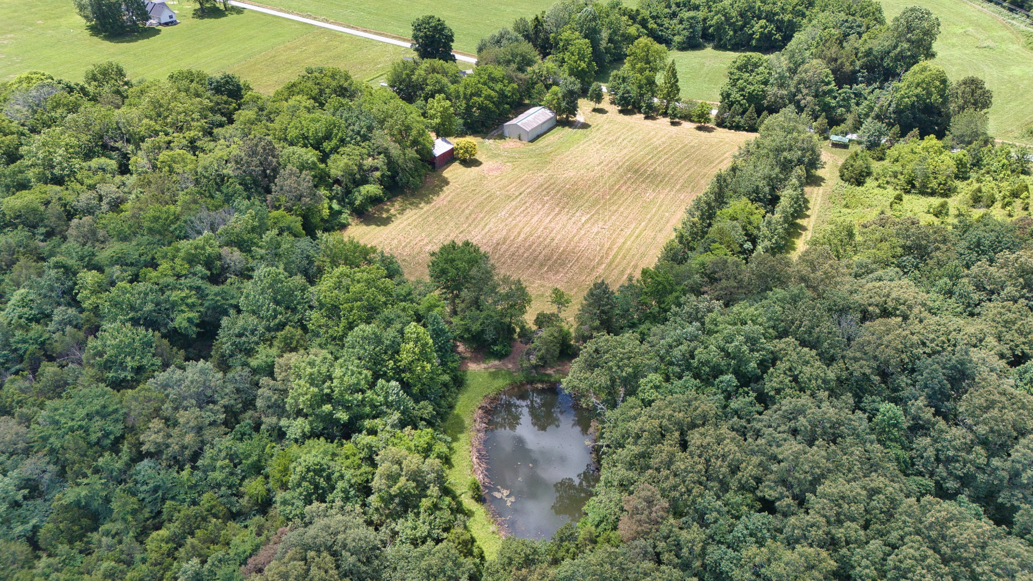 820 Edwards Road Russellville, KY 42276 - Photo 20 of 23 an aerial view of a houses with yard