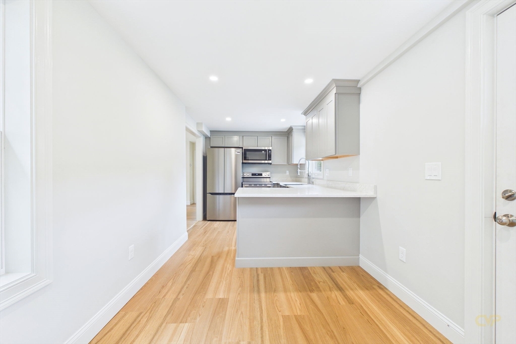 267 Bakerville Road Dartmouth, MA 02748 - Photo 7 of 29