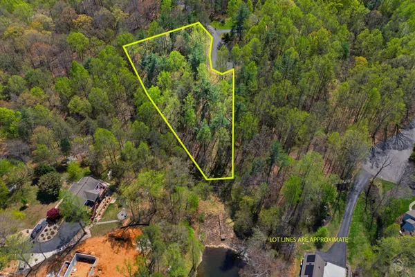$82,900 | Lot 14 Hickory Place, Hardy, VA 24101