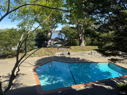 $449,000 | 369 Eden Roc Drive, Sausalito, CA 94965
