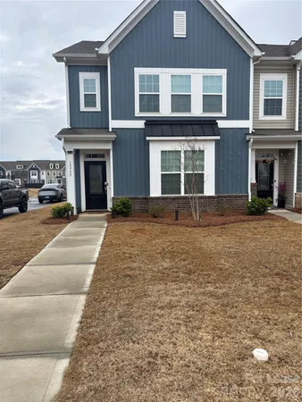 $2,495 | 15733 Country House Street, Charlotte, NC 28273
