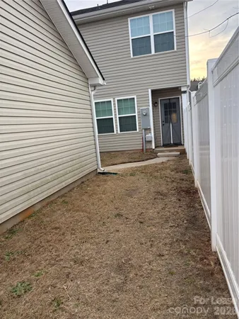 $2,495 | 15733 Country House Street, Charlotte, NC 28273