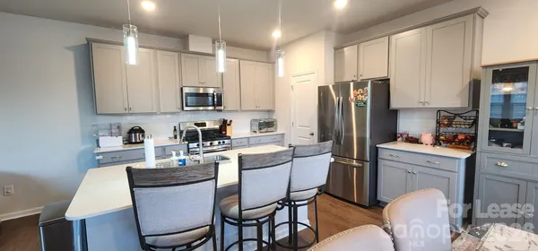 $2,495 | 15733 Country House Street, Charlotte, NC 28273