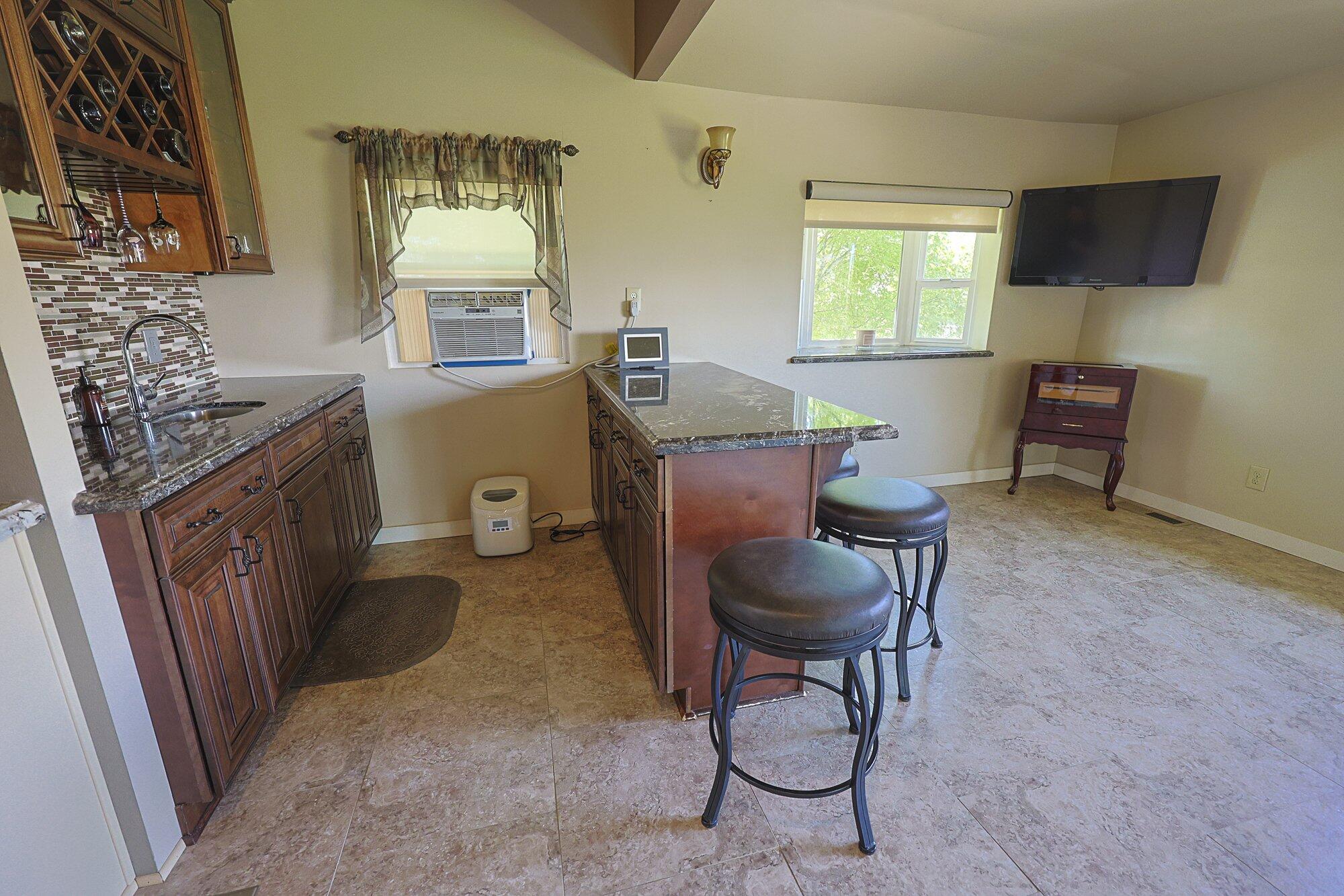 23169 Jensen Avenue Reedley, CA 93654 - Photo 14 of 24 2024-07-01-Schuil-Farms-For-Sale-00014-4