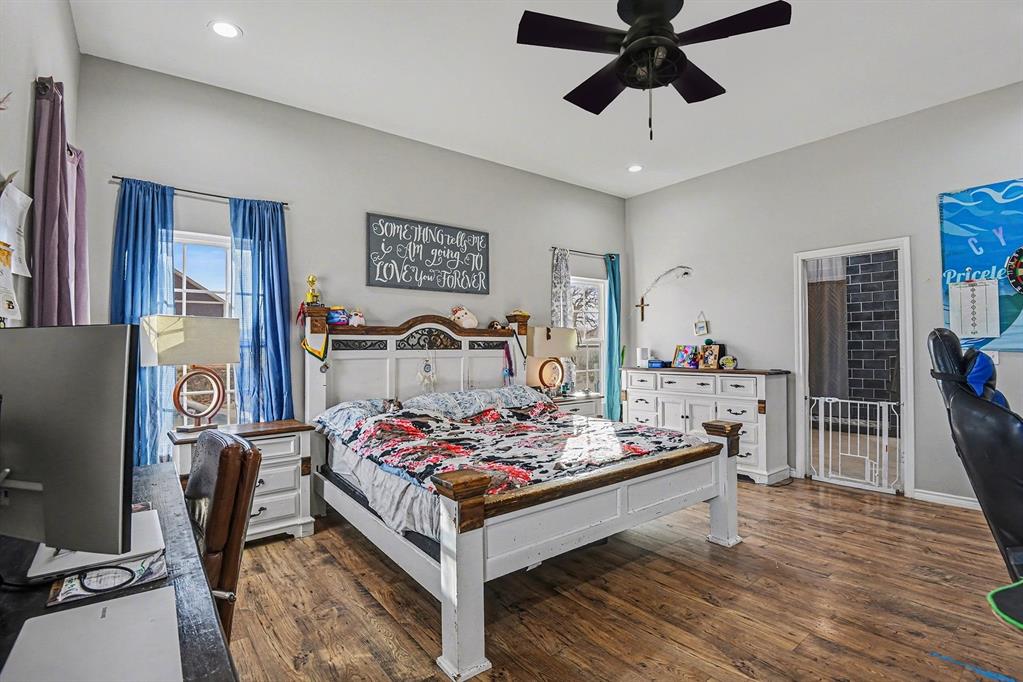 143 Quail Lane Boyd, TX 76023 - Photo 14 of 30