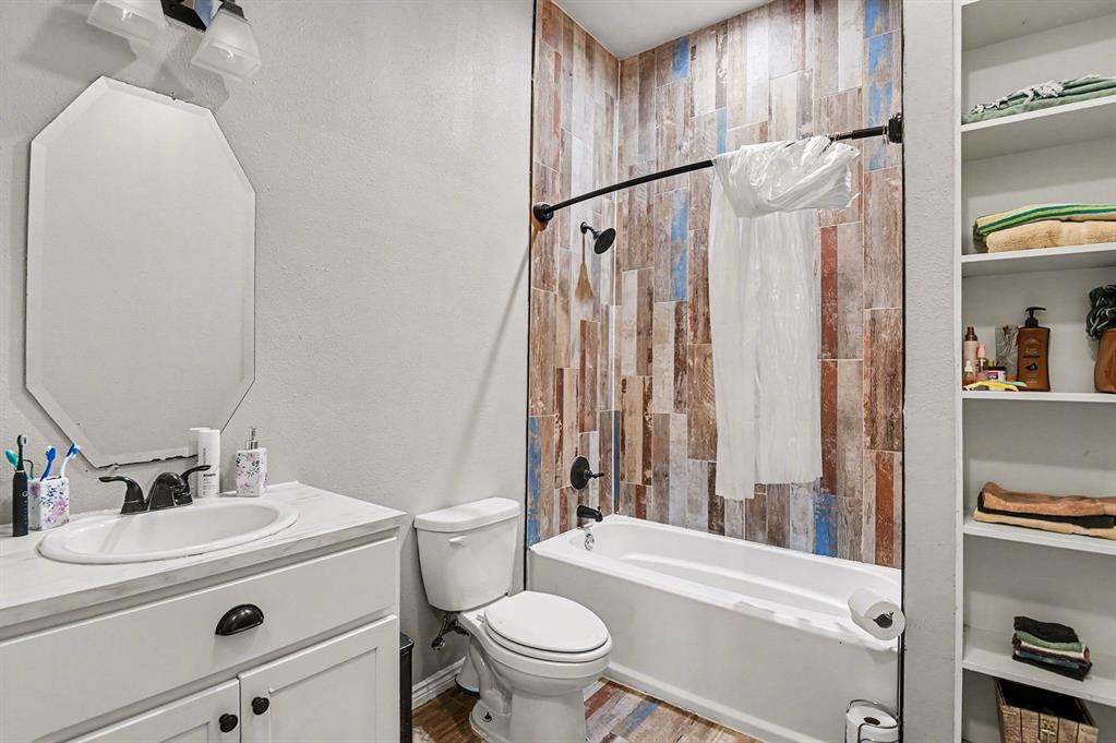 143 Quail Lane Boyd, TX 76023 - Photo 17 of 30