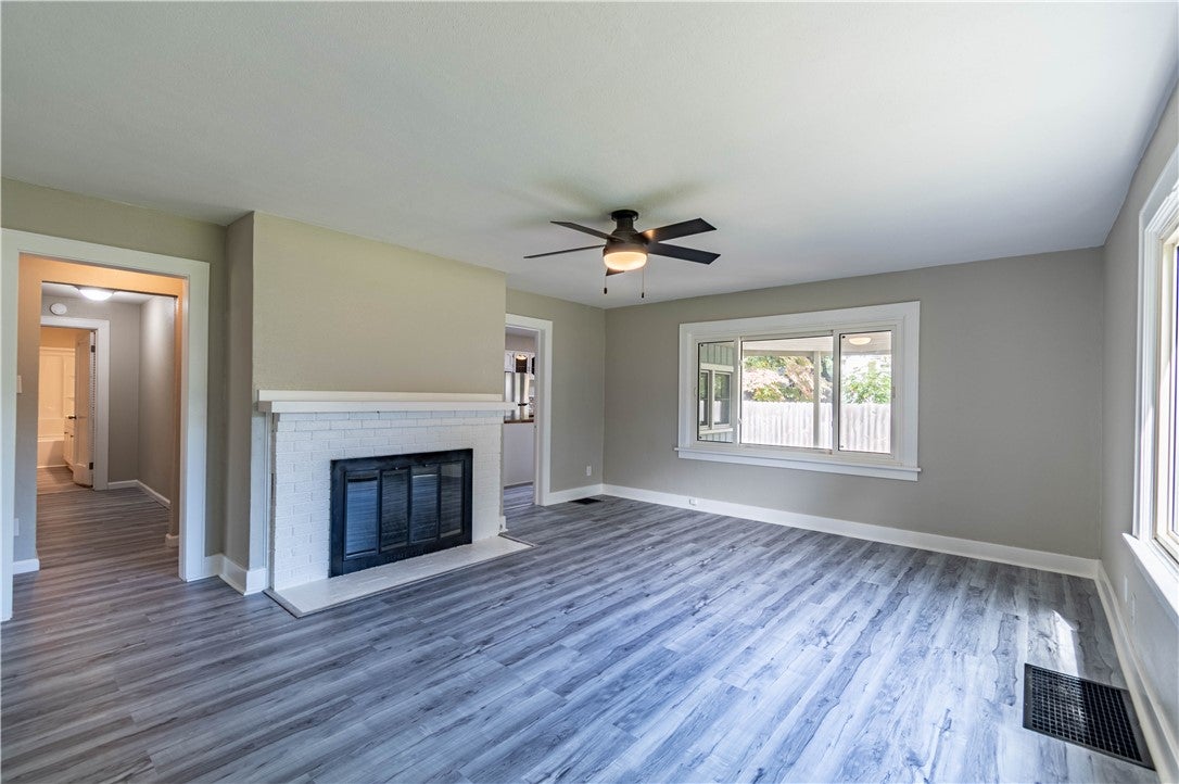 3225 North Brett Avenue Decatur, IL 62526 - Photo 13 of 25 Gallery Image 13