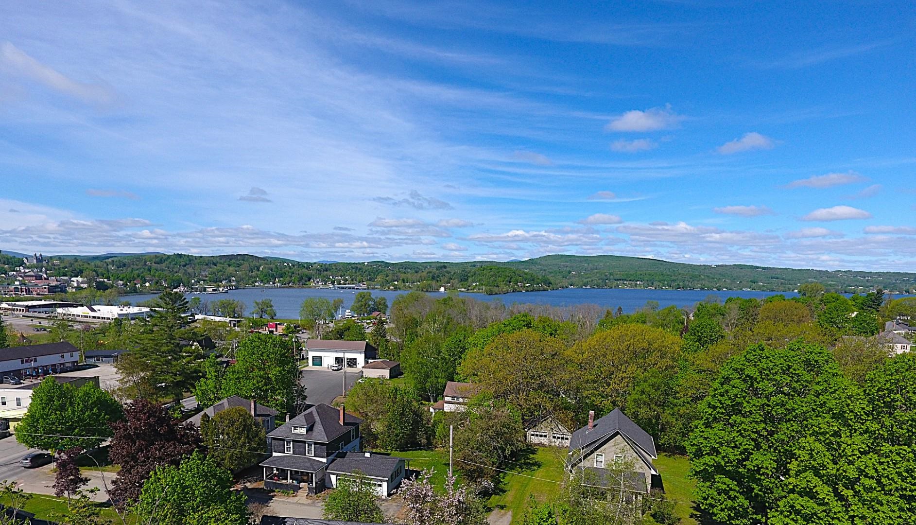 44 Taylor Street Newport, VT 05855 - Photo 5 of 37