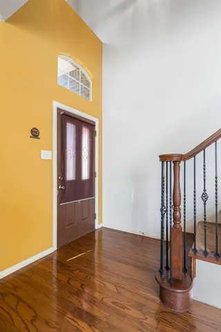 $3,000 | 910 Waterside Drive, Euless, TX 76039