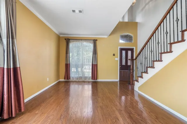 $3,000 | 910 Waterside Drive, Euless, TX 76039