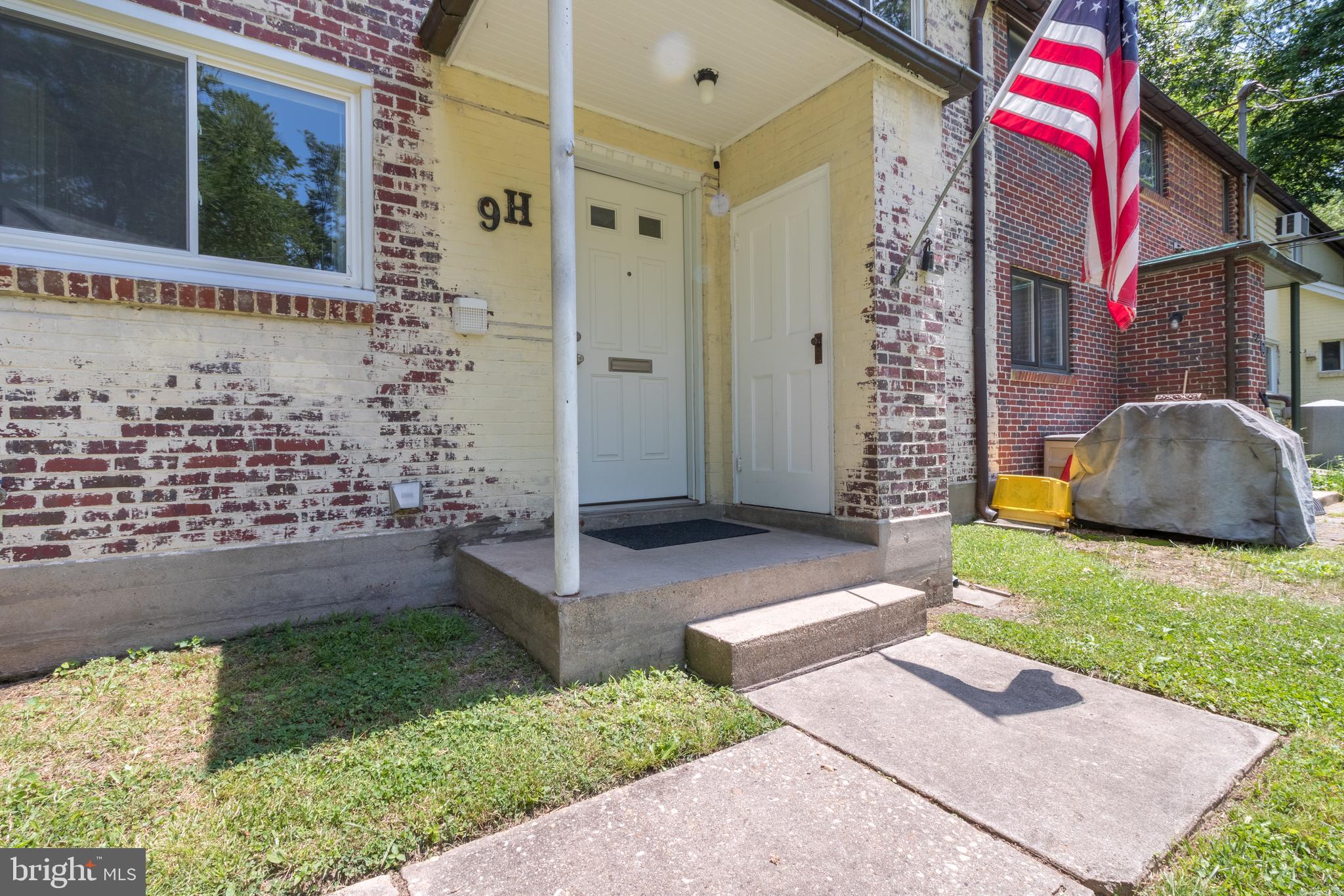 9 Ridge Road Greenbelt, MD 20770 - Photo 3 of 22 Gallery Image 3