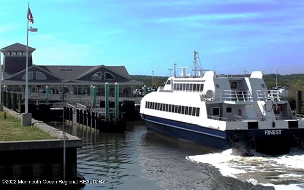 6 Dublin Lane Hazlet, NJ 07730 - Photo 30 of 37 NYC Fast Ferry Minutes Away