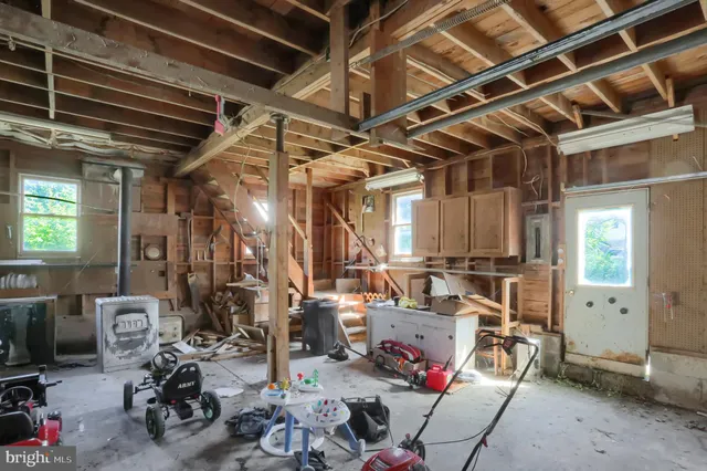 $215,000 | 211 Oak Street, Lykens, PA 17048